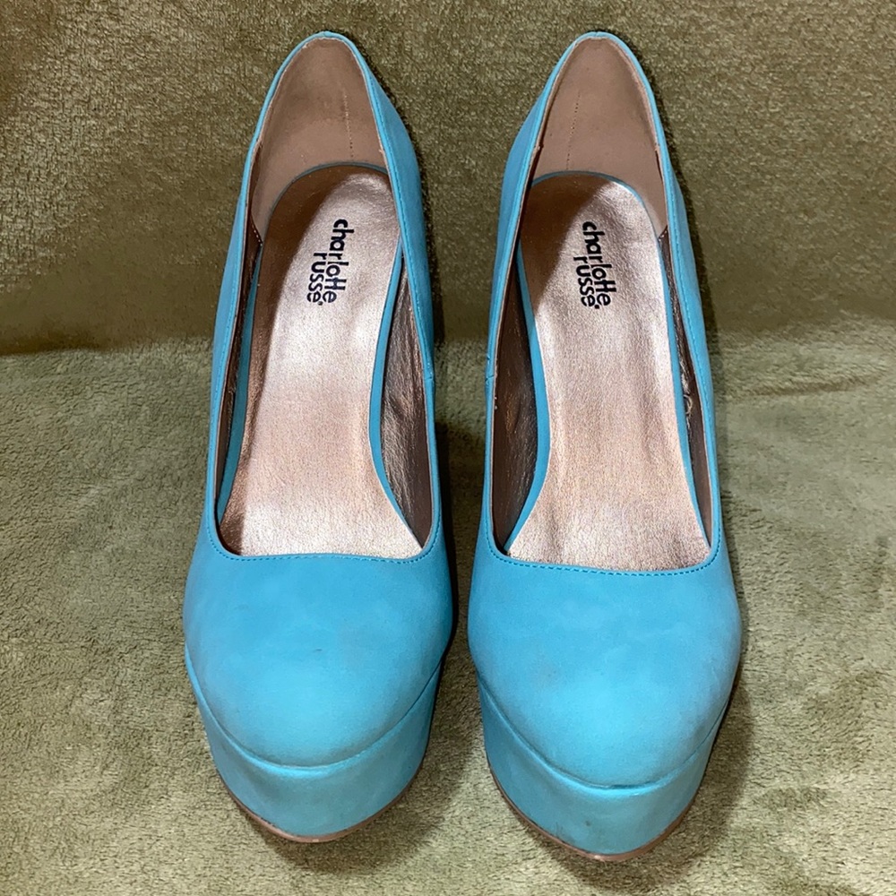 Mint colored platform women’s heels approximately 6 in heel  Charlotte Russe